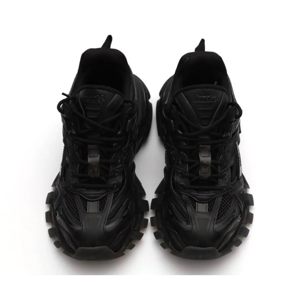 Women’s Balenciagas tracks